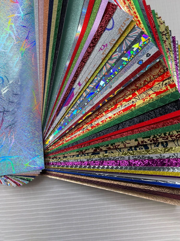 A5/A6, 120 g, glitzerndes, strukturiertes Scrapbook-Papier, 50 Blatt, verschiedene Farben, Designs, geprägtes holografisches Kunstpapier, DIY-Grußkarten – Detail 3