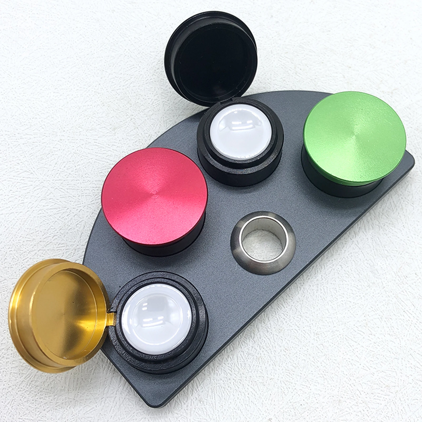 

Metal Oiler Stand 4 Dish Watch Oil Dip Storage Tool With Colors Dust Cover For Watchmaker Repairing