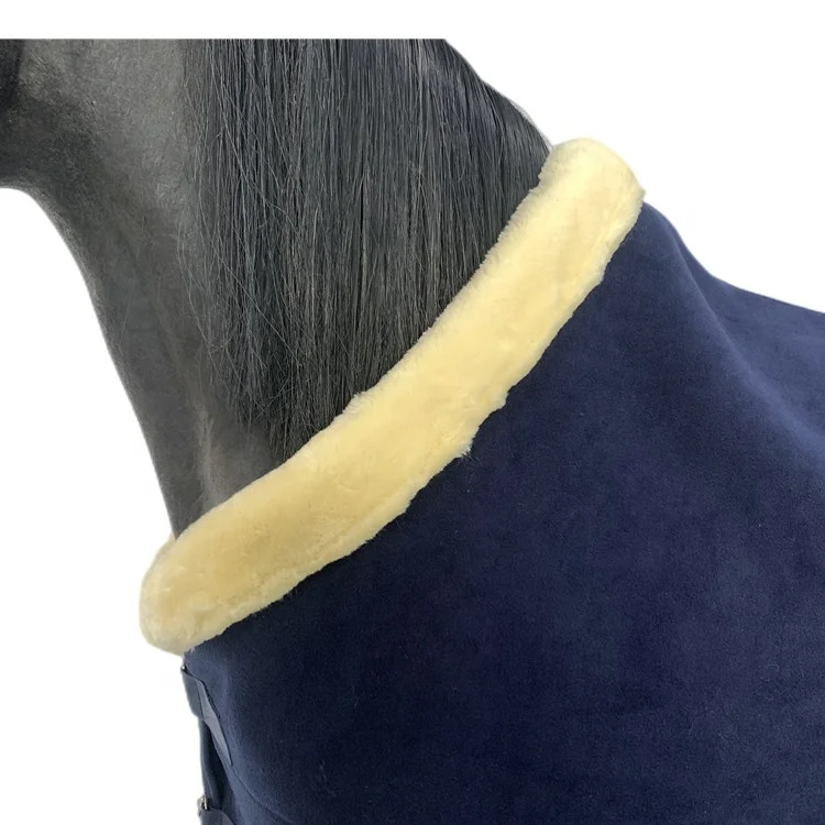 China Luxury Show Horse Rug Fleece Horse Rug with Fake Fur Collar Blanket