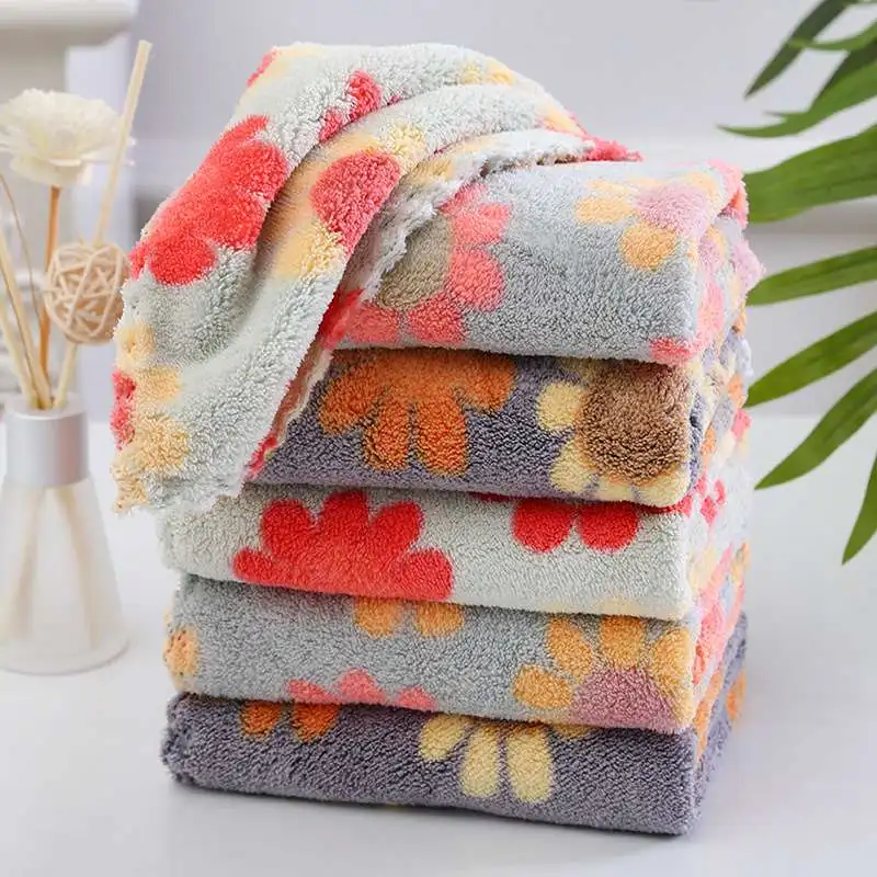 

Coral Velvet Square Towel Wipe Handkerchief Kitchen Rag Soft Absorbent Household Small Square Towel