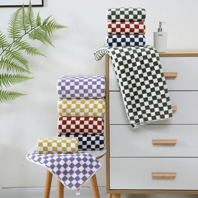 Fürdő Törülközőkészlet Korallsonyos Abszorbens Haj Arcfürdő Kézi Törölköző Készlet Fürdőszobai Törülközők Szett Strand Törülköző Felnőttek Számára - Image 2