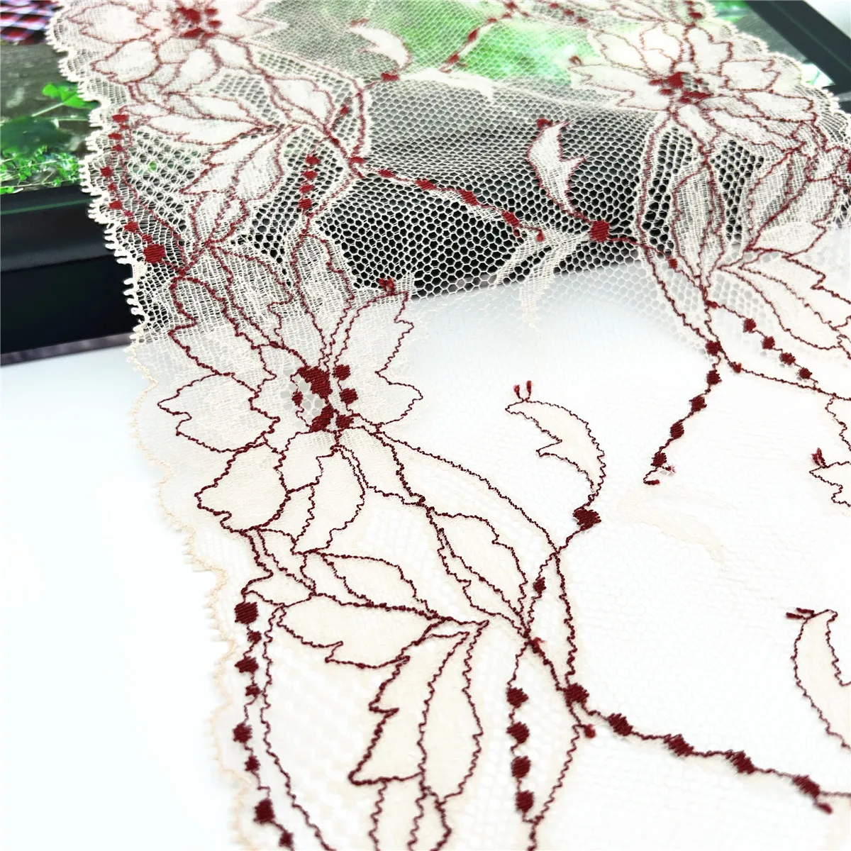 3y/lot Width 17cm 2-Tone Shiny Apricot Dark Red Elastic Stretch Lace Trim 3