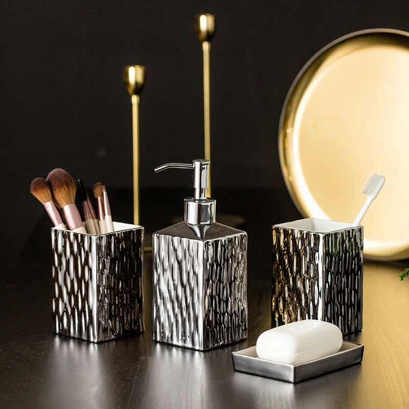 ชุดอุปกรณ์ห้องน้ําทองเครื่องจ่ายสบู่จานสบู่ผู้ถือแปรงสีฟันน้ํายาบ้วนปากถ้วยเซรามิคเงินอ่างล้างหน้าผลิตภัณฑ์งานแต่งงานของขวัญ 1