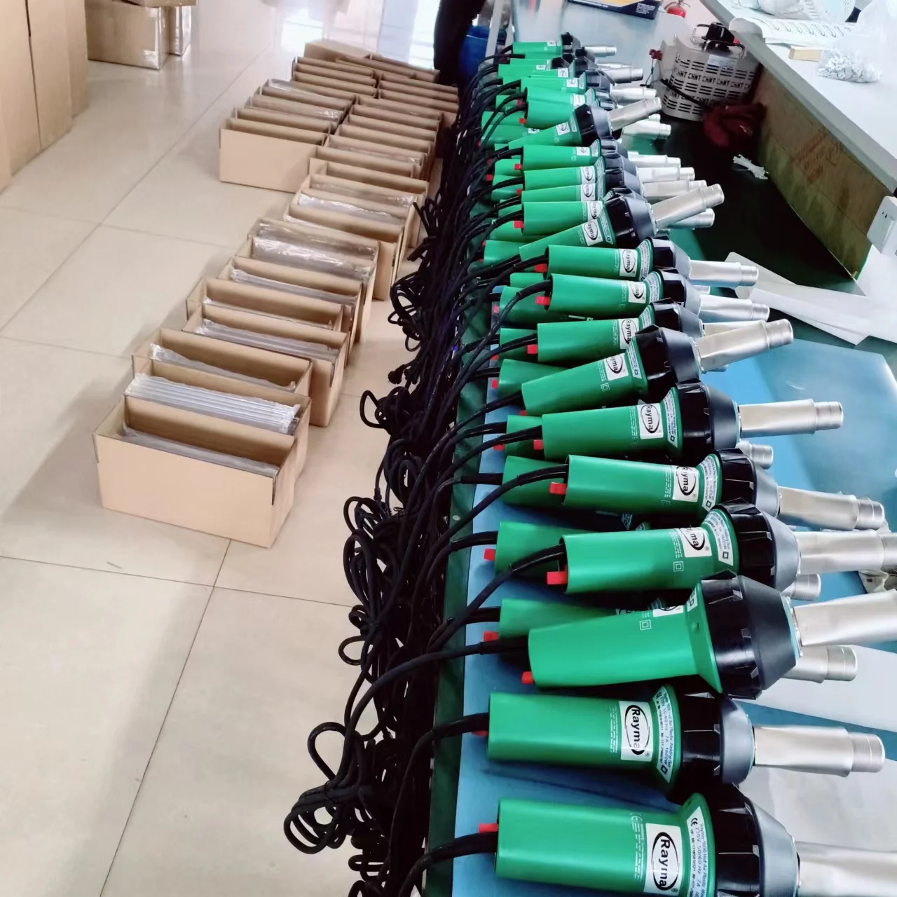2 pcs packaged new 2024 bestselling  high quality ! low price plastic welding gun  heat air gun hot air welder 6