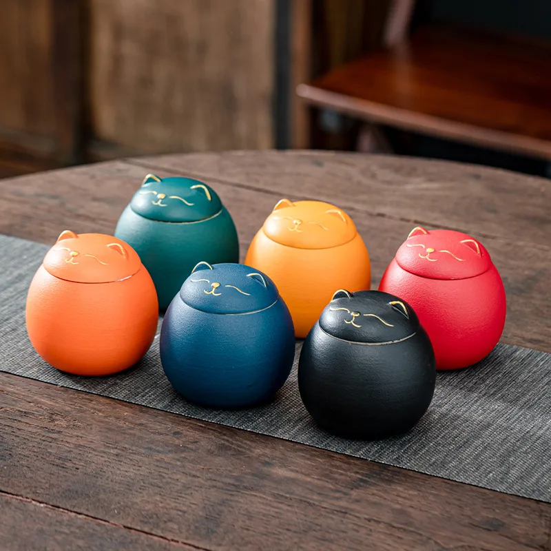 Lucky Cat Ceramic Tea Can Moisture Proof Storage Can Creative Cute Cat Decoration Black Tea Storage 230ml