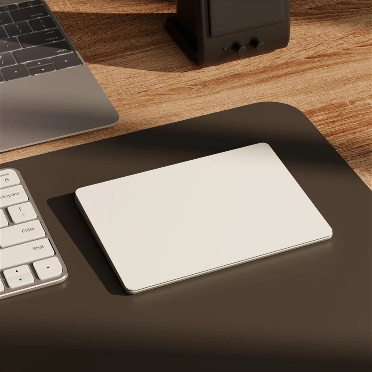 Bluetooth Touchpad Multi-Function Gestures Trackpad Rechargeable Wireless Touchpad for Laptop IPad IOS Mac White Rare wireless touchpad