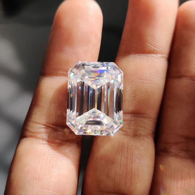 D Color Super White Moissanite Diamond Round / Oval / Pear / Radiant / Emerald / Heart / Princess / Cushion / Asscher / Triangle 4