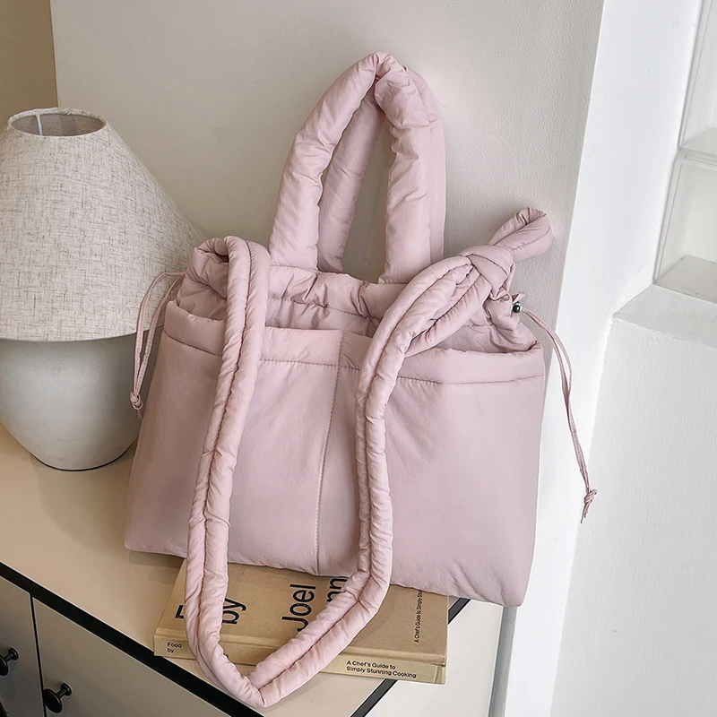 Women Puffer Tote Bag Soft Commuting Bag Adjustable Strap Stylish Crossbody Bag Multi-pockets Trendy Messenger Bag Chic Hobo Bag 3