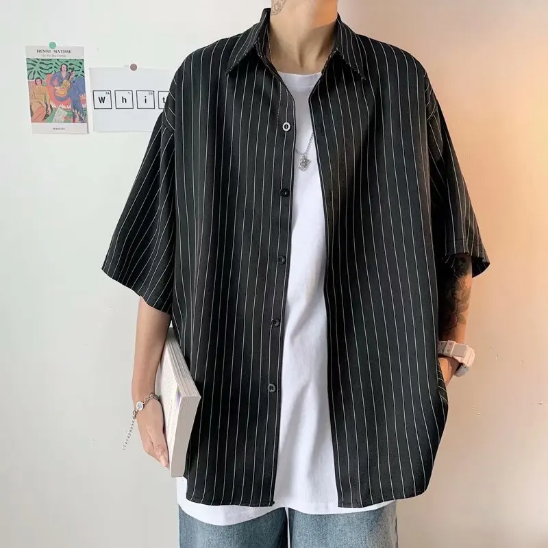 2024 Summer Thin Style Ice Shreds Striped Lapel Collar Shirt Male Loose Comfortable Trend Pockets Quarter Sleeves All-match Coat