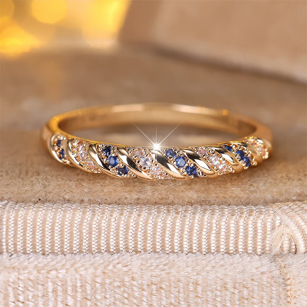 Modische Ringe mit blauem Kristall und weißem Zirkon, runder Stein, gedreht, für Damen, Vintage-Stil, goldfarben, Hochzeitsschmuck, vielseitige Geschenke für die Braut