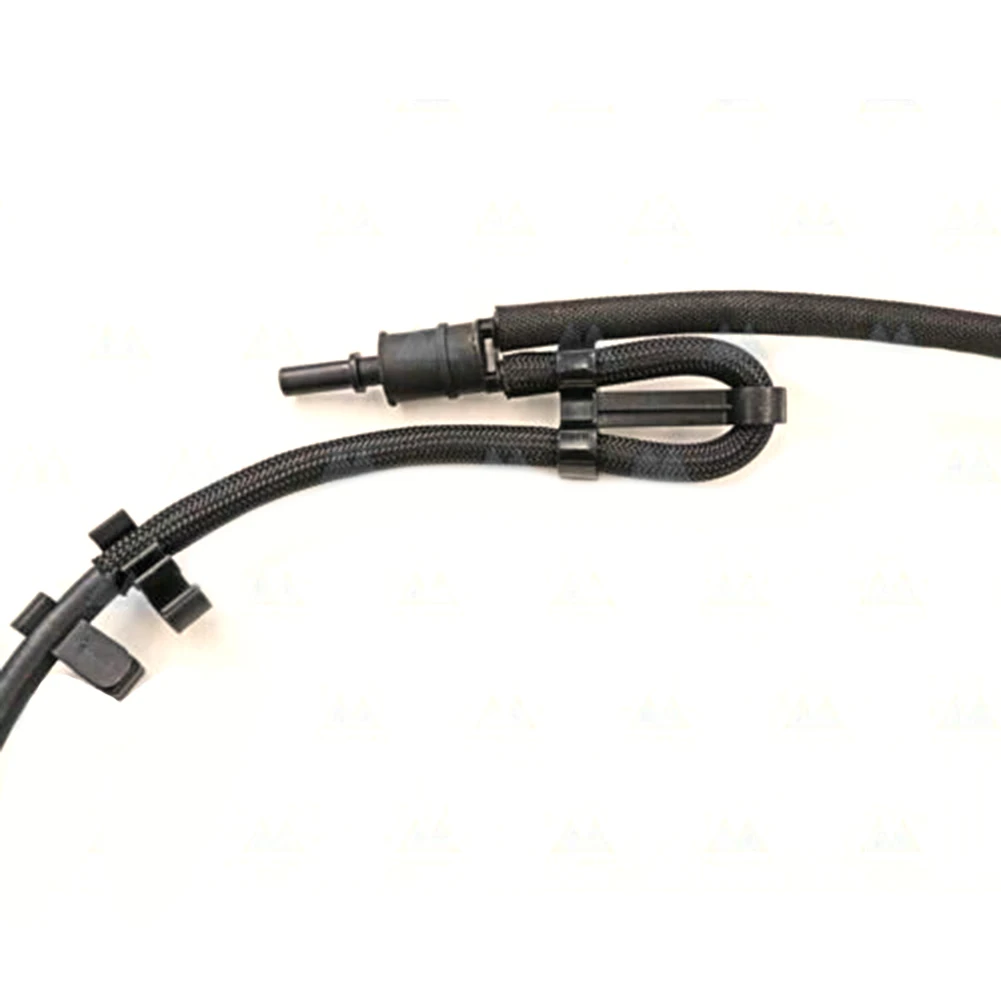 

1 шт., трубка для подачи топлива LR032107