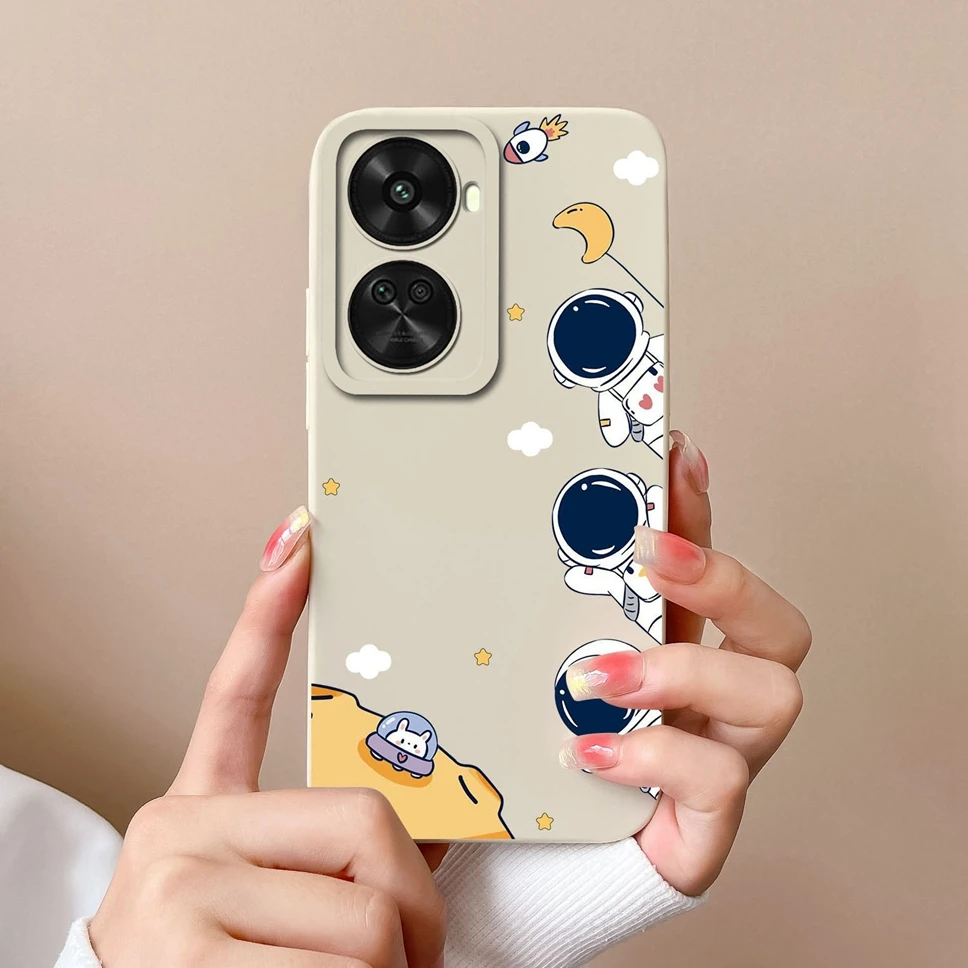 Lovely Cartoon Astronaut Liquid Silicone Shockproof Phone Case