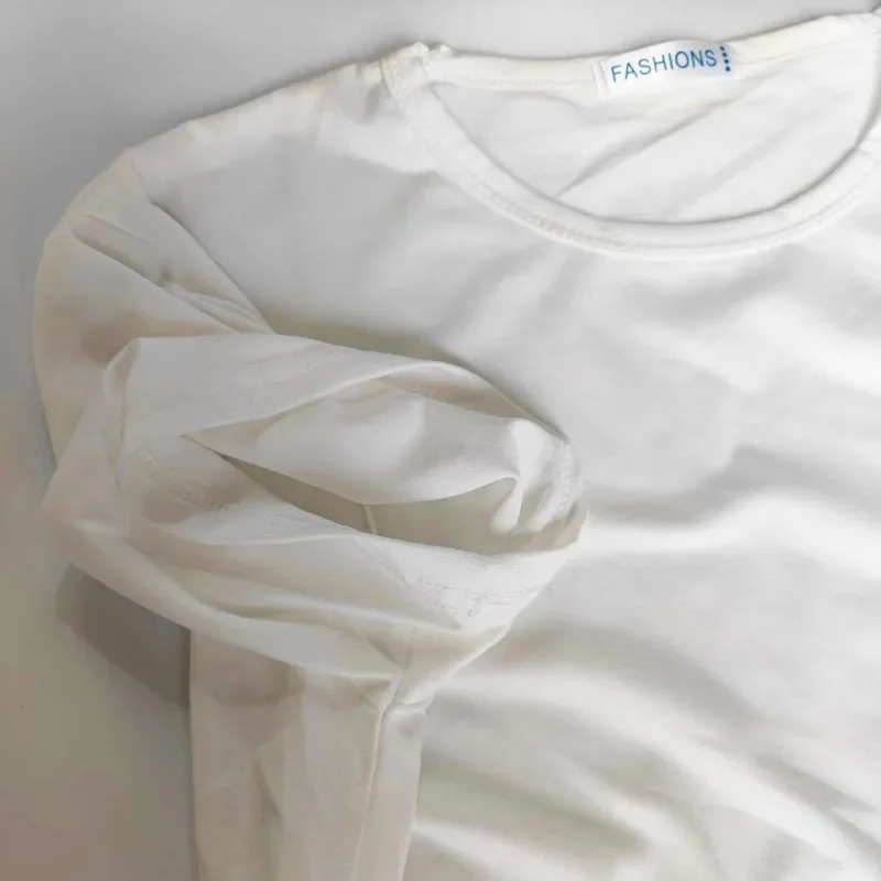 Basic Traditional T-shirts in Solid White or Black 5