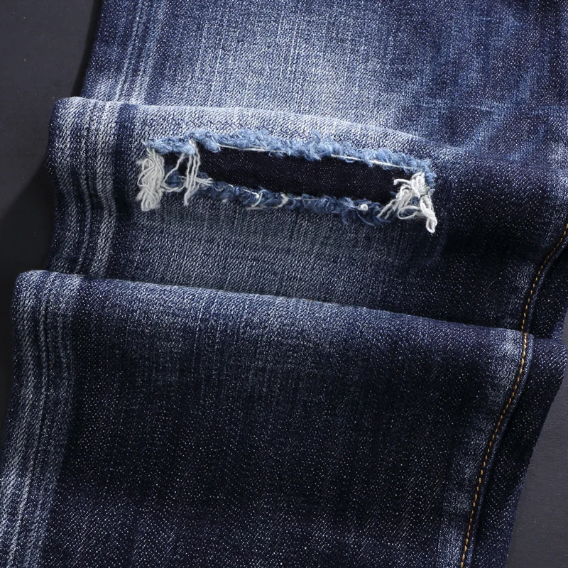 Street Fashion Men Jeans High Quality Retro Blue Slim Fit Vintage Ripped Jeans Men Embroidery Designer Denim Brand Pants Hombre