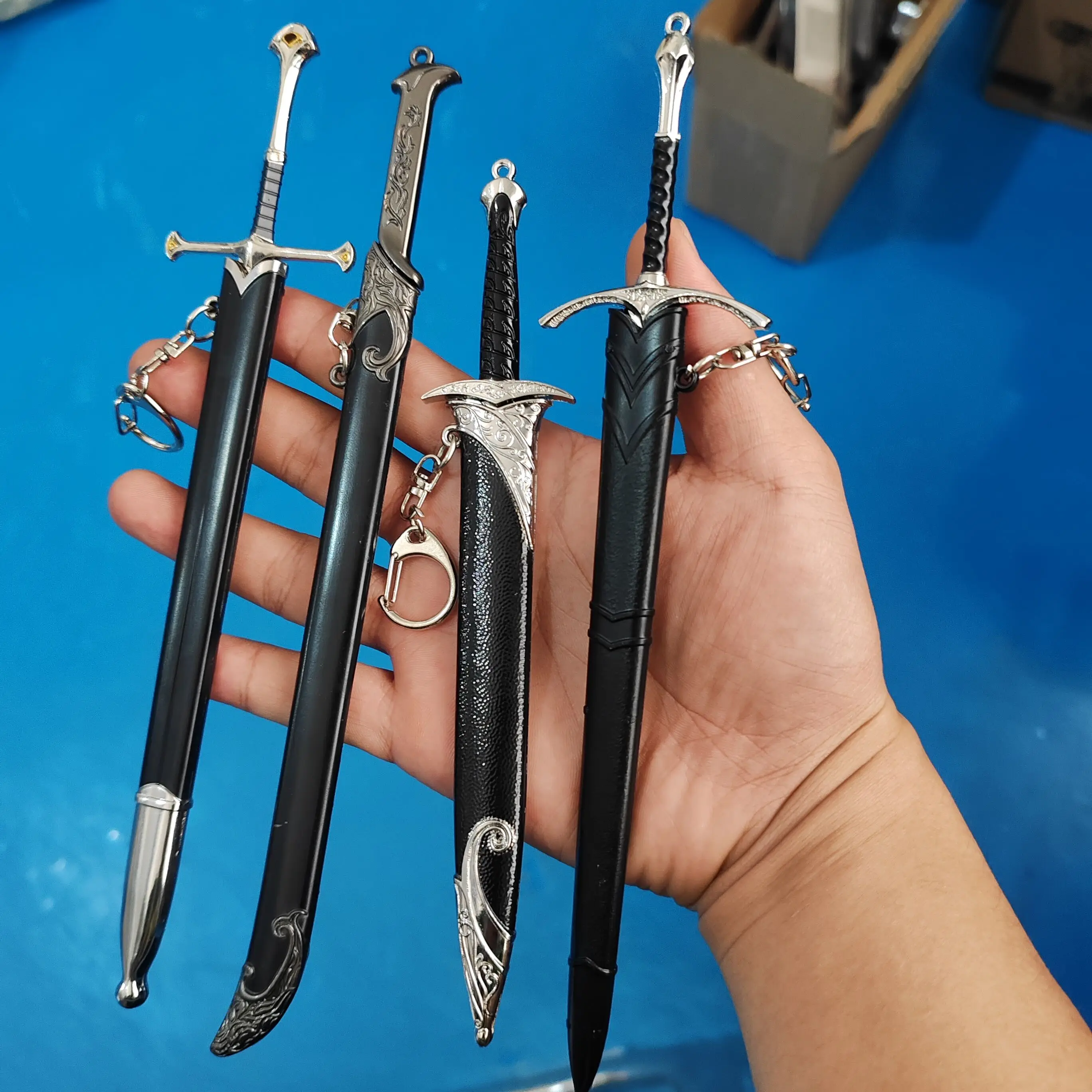 22cm Elves Anduril Middle-earth Weapon Glamdring Aragorn Narthil Sword Metal Katana Samurai Sword Keychain Ornaments Gifts Toys 5