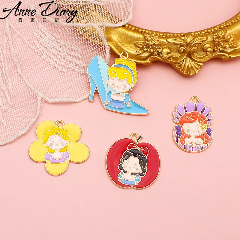 

2PCS Cartoon Alloy Earring Keychain Necklace Pendant for Jewelry Making Bracelet Charms DIY Crafting Jewelry Accessories