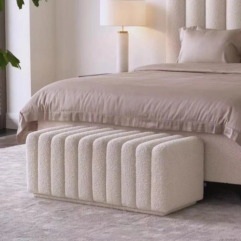 

Роскошный итальянский флисовый табурет для кровати в стиле минимализма