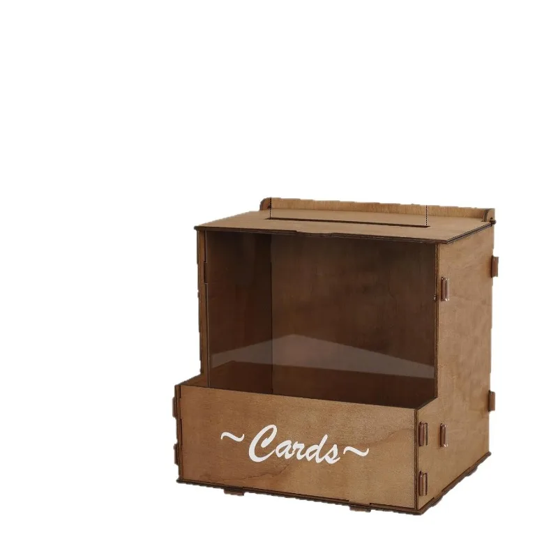 Brauner, spiegelverspiegelter Kartenhalter im rustikalen Stil – ideal für Hochzeitsfeiern und Partys. Mit Schlitz und Blumenablage._voghion.com