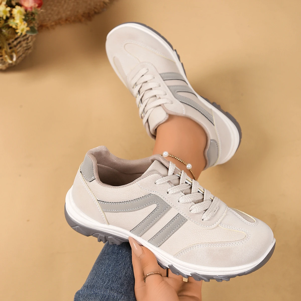 2025 New Autumn/Winter Fashion Sneakers All-match Running Shoes Comfortable Lightweight Sports Women's Shoes Zapatos De Mujer
