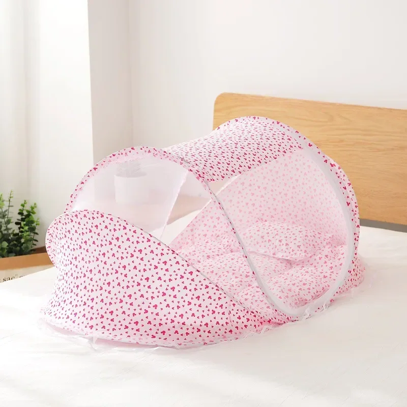 New Portable Crib Breathable Folding Newborns Care Bedding Set with Mosquito Net Basket Pillow Cotton Sleeping Cot Baby Nest Bed
