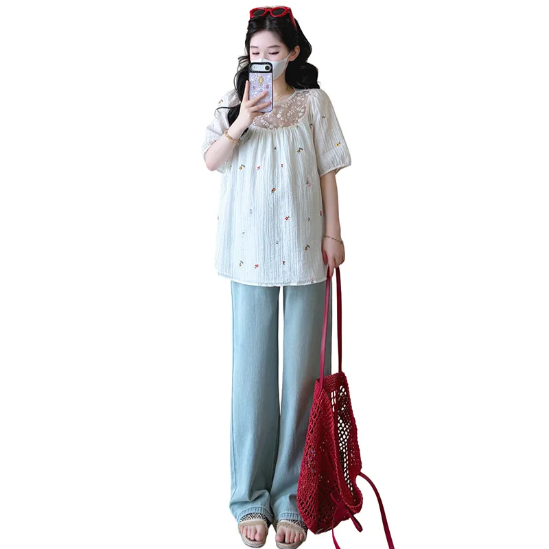 임산부 블라우스 여름 2026 꽃 자수 시스루 메쉬 넥 퍼프 반팔 탑 통기성 좋은 임산부용