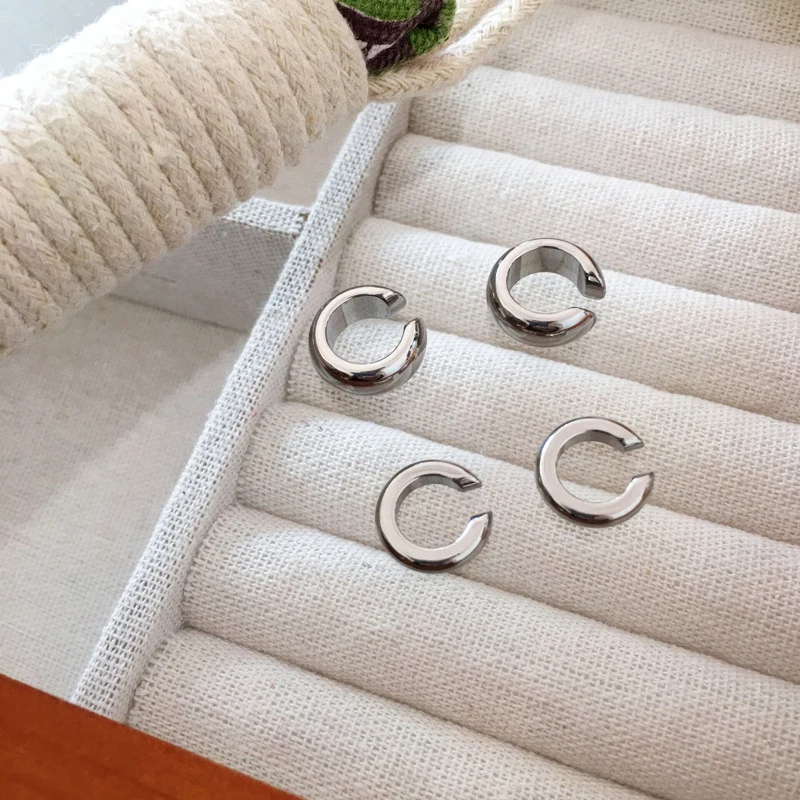 2pcs Stainless Steel Smooth Round Ear Clips Cuff Earrings for Women Ear Bone Earrings Clip On Cartilage Waterproof 3