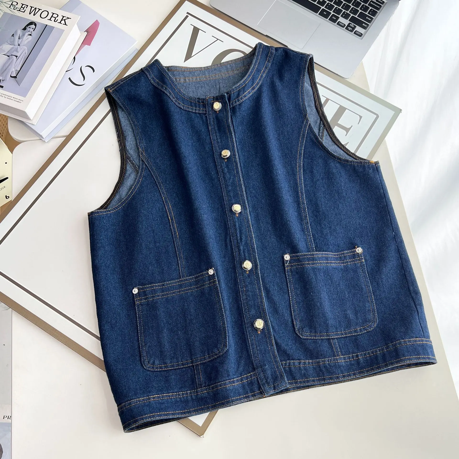 Plus Size Women's Waistcoat Autumn Denim Vest Jacket Hong Kong Style Casual For O-Neck Sleeveless Top 2522