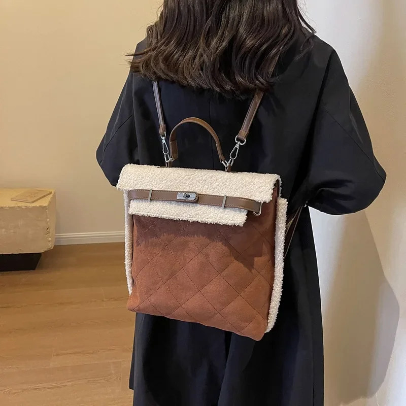 New Luxury Trend Winter Fashion Streetwear Women Vintage Solid Casual Backpack Plush Simple College Student Backpack For Girl