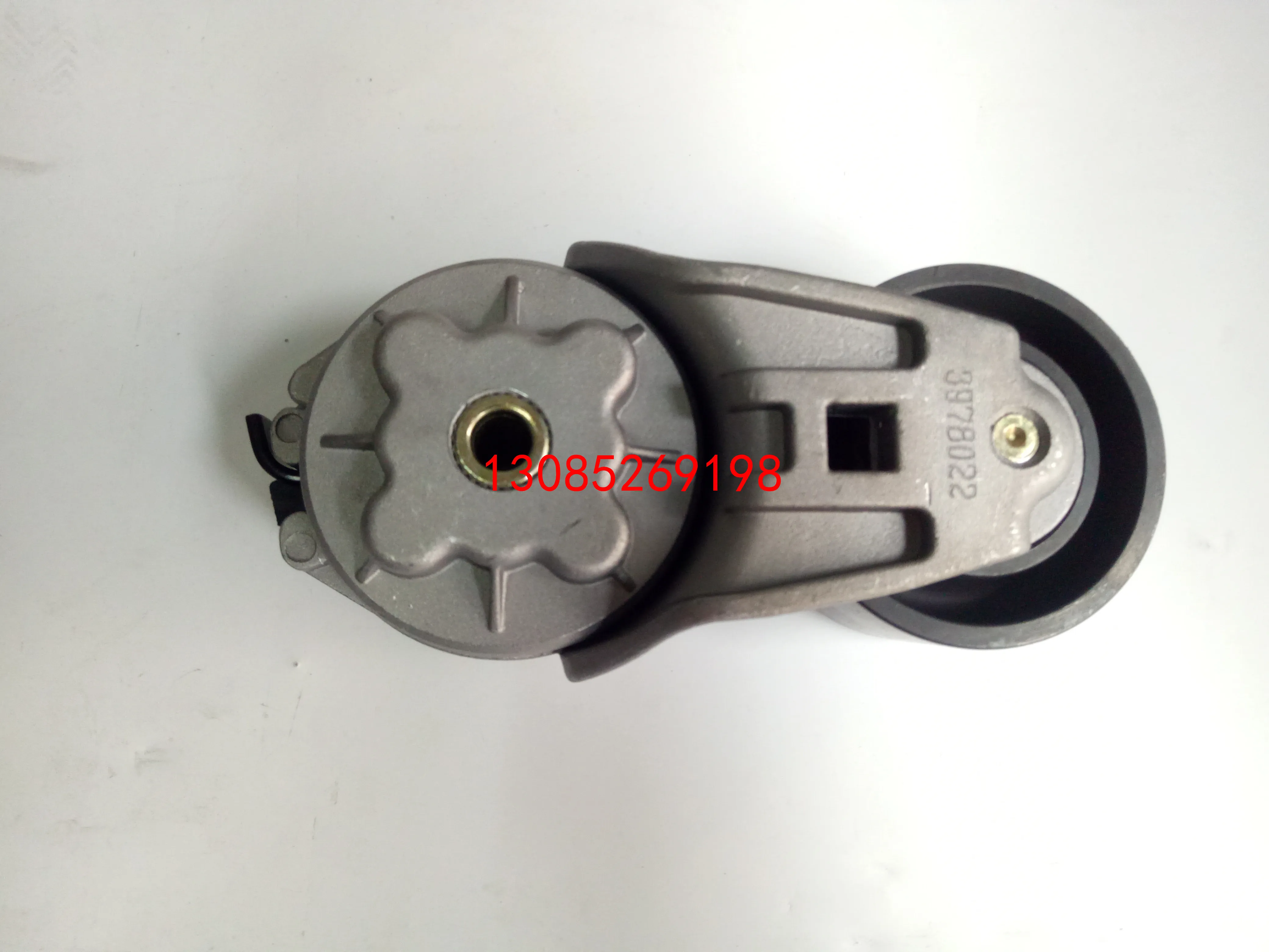 

Cummins 6BT5.9 Engine Belt Tensioner 3978022 Milwaukee