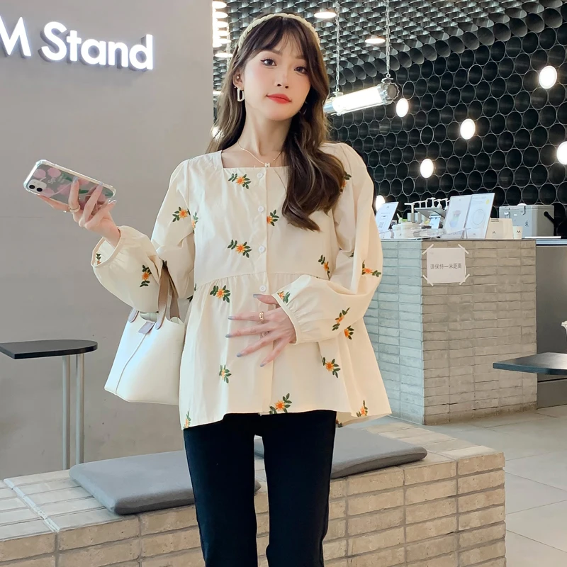 Spring Fall Korean Fashion Lady Blouse Flowers Embroidery Long Sleeves Square Neck Loose Maternity Blouse Pregnant Women