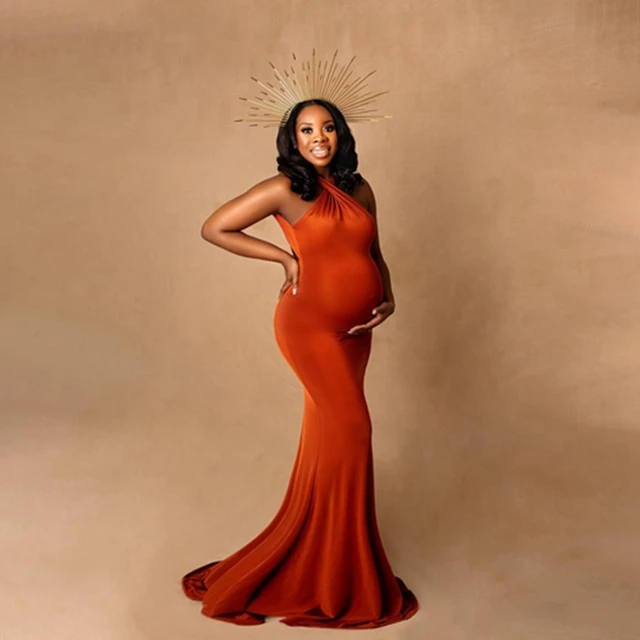 Elegant Maternity Photoshoot Dress - 100+ Styles | Mama Rentals