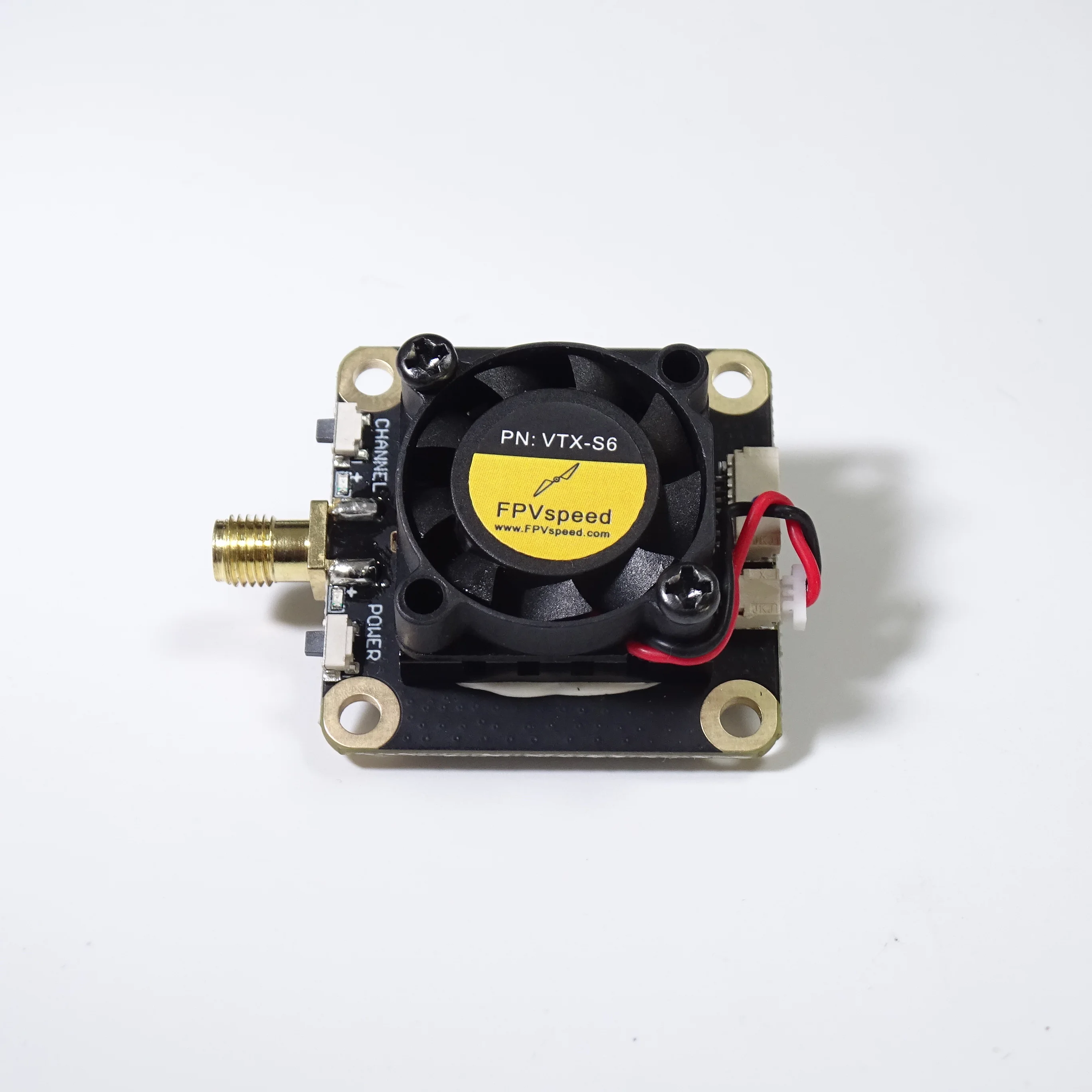 Détail des connecteurs et antennes du VTX-S6, transmetteur vidéo 2G/2.2G 1.6W/2W pour drone FPV.