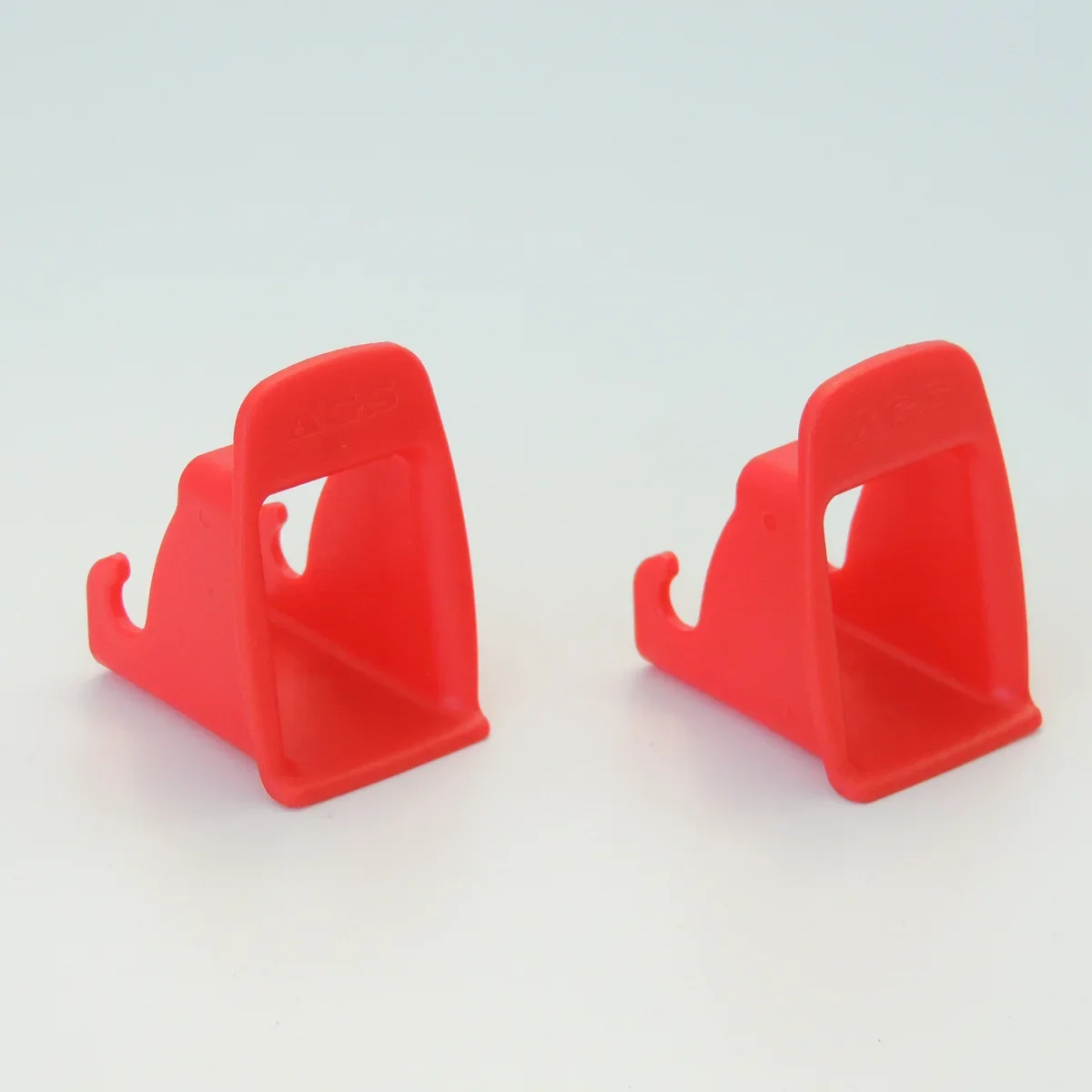 1 Pair of Car Child Seat Connector ISOFIX Latch Belt Guide Groove Mount Bracket Universal