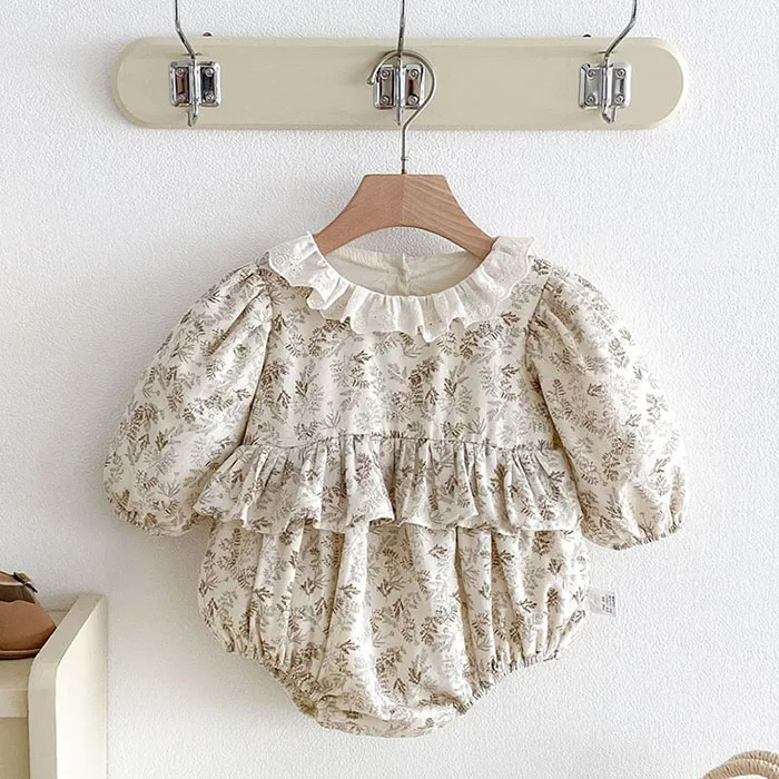 Description Picture 3 of item2025 New Autumn Korean Style Climbing Suit Long Sleeved Cotton Printed Newborn Baby Girls Bodysuits 0-24M Baby Girl Clothing