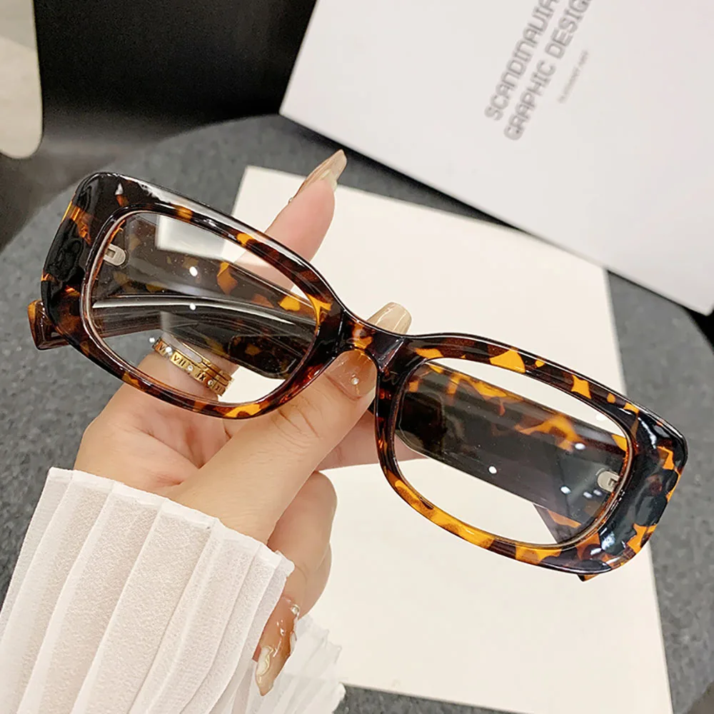 Blue Light Blocking Glasses Comfortable Retro Square Glasses Square Frame Glasses Classic Computer Optical Spectacles For Stage