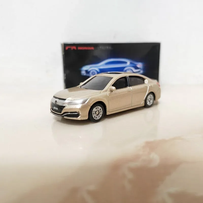 

Модель автомобиля из сплава поколения ACCORD 9,5, масштаб 1:64