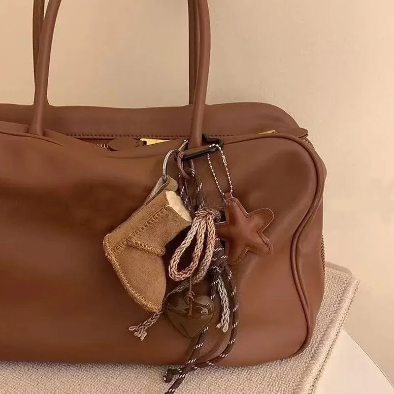 Cute Snow Boots Phone Pendant Chain Accessories Aesthetic Shoes Heart Shap Bag Decoration Keychain Gift