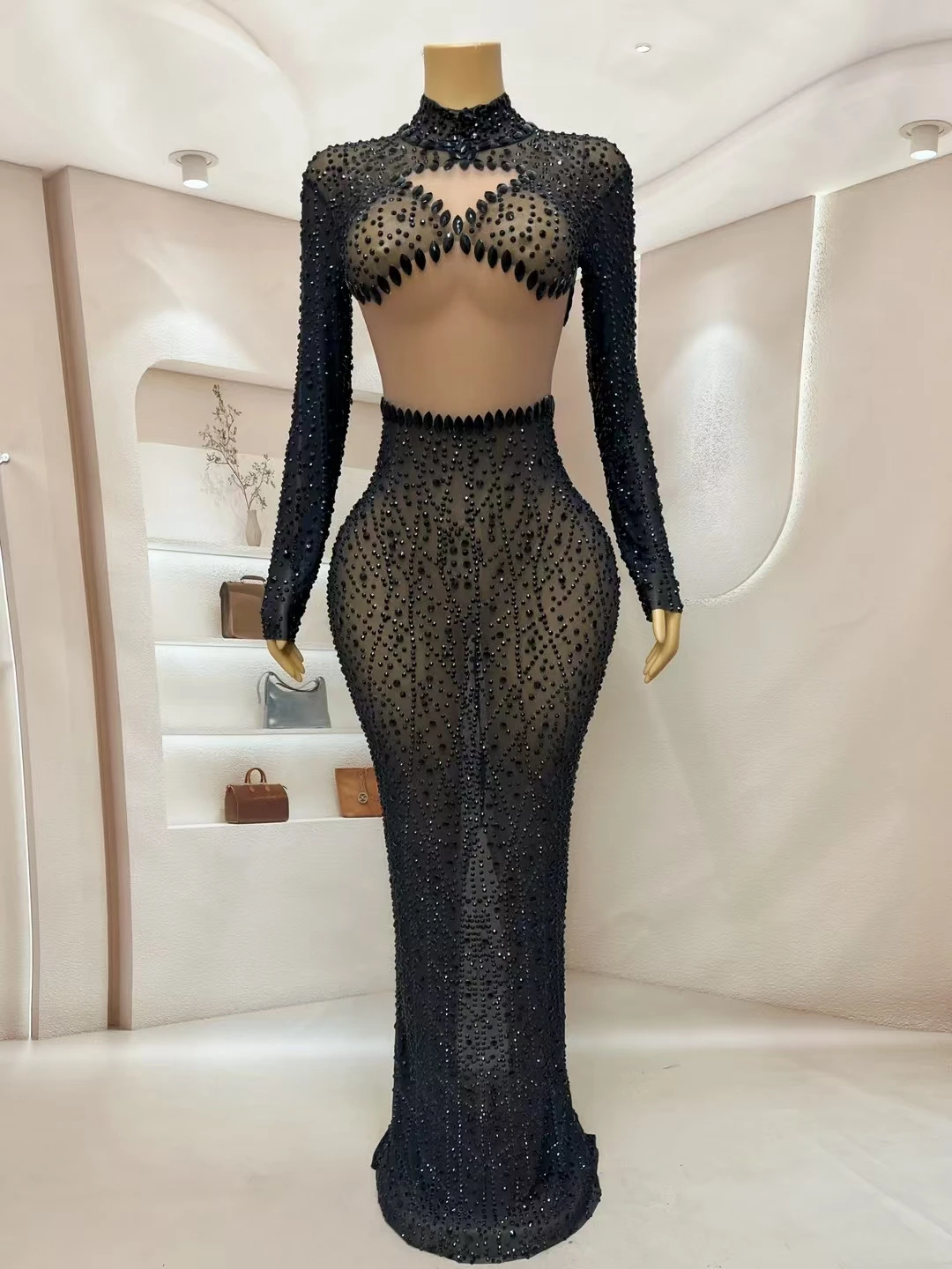 strapless open back dress Zapaka Women Short Party Dress Velvet Sleeveless Black Cocktail Dress with Slit, Black / S main image 0