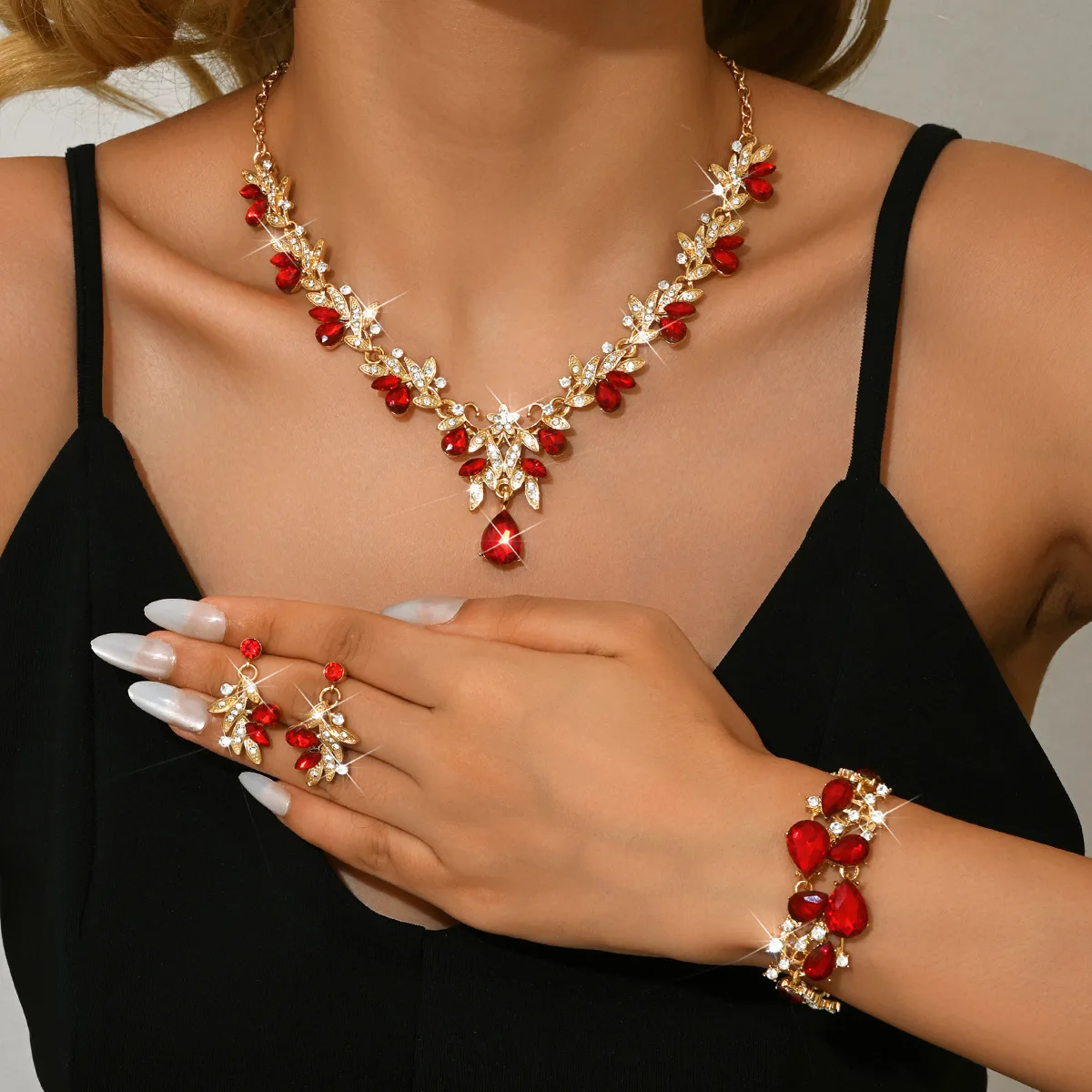 طقم غولدن فلور دياموند