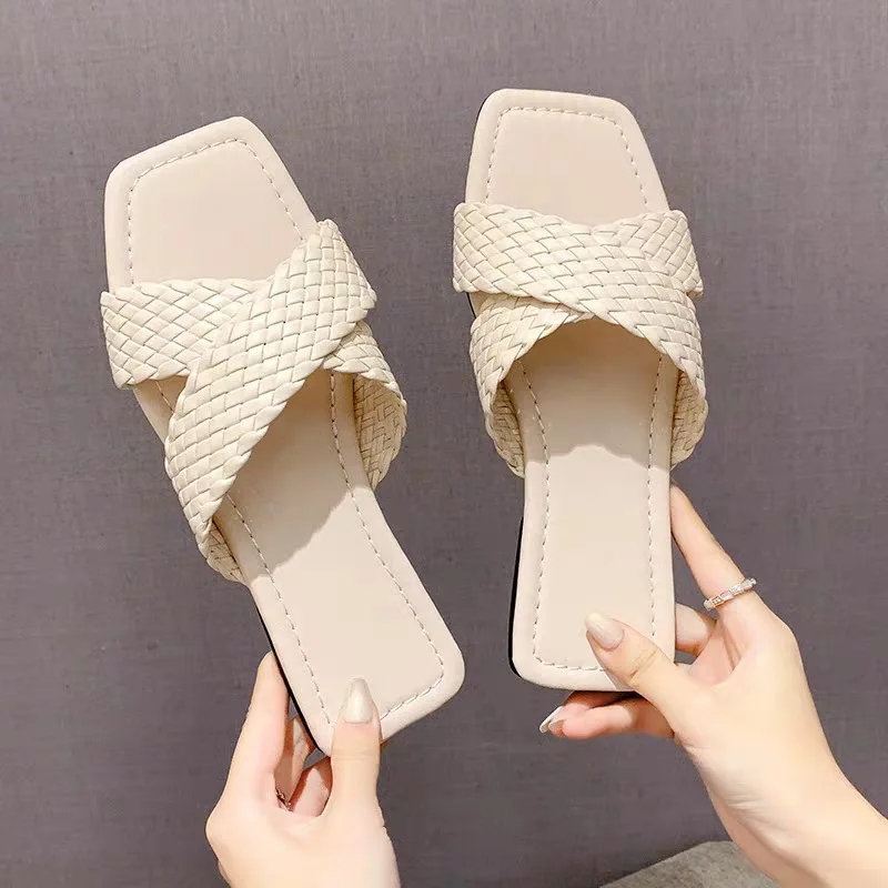 Brand Solid Color Slippers Braided Design Charm Open Toe Set Foot Vacation Beach Flat Sandals Casual Flip Flops Women Shoes