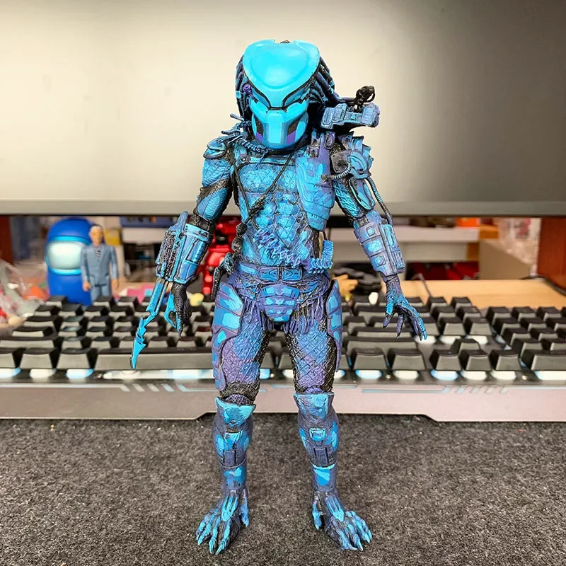 Genuine Neca Elephant Eagle Face Game Edition Iron Blood Legion Camouflage Predator Warrior 7inch Action Figure Collection Model