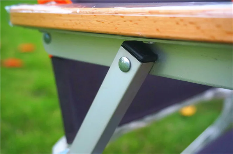 2466629675_540649125