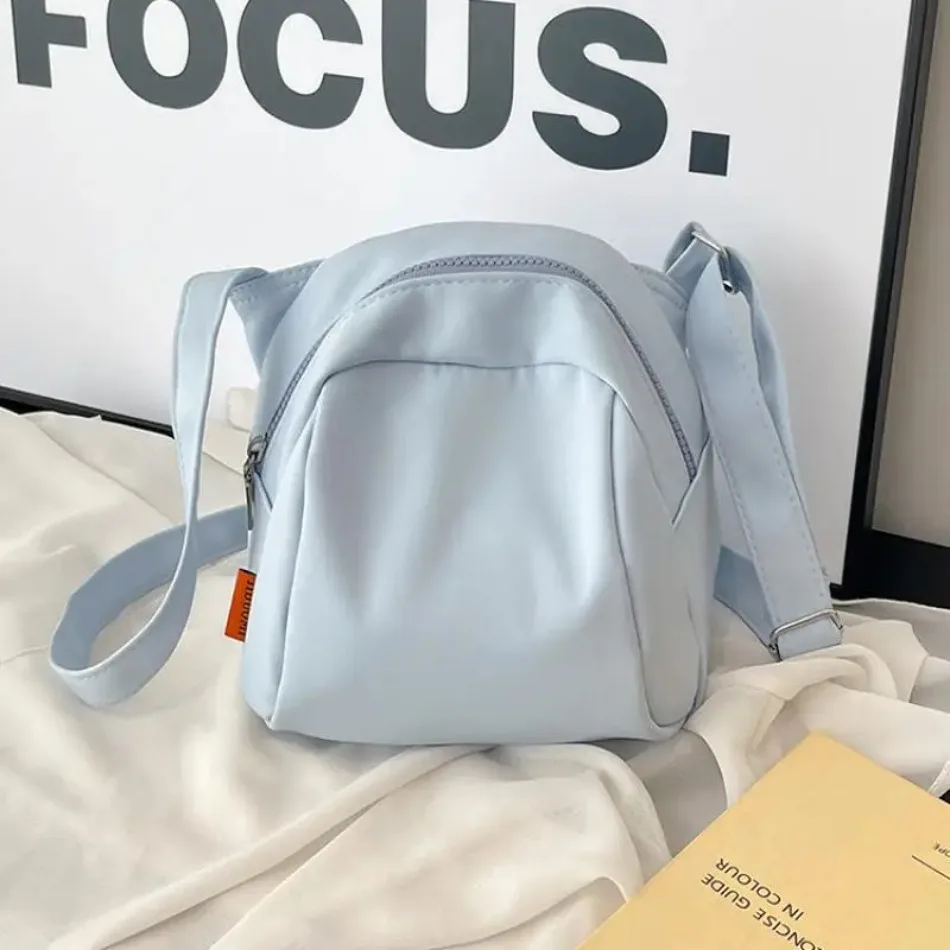 Women’s Lightweight Waterproof Crossbody Bag