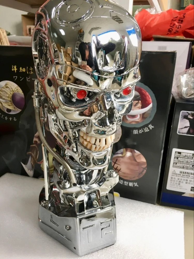 T800 T2 Skull Terminator Action Figure Endoskeleton Lift-Size Busto Resina Replica Modello Toy Collection Led Eye Nuovo
