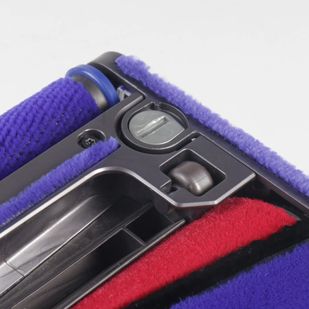 Рисунок 2 - аксессуары для пылесоса Dyson