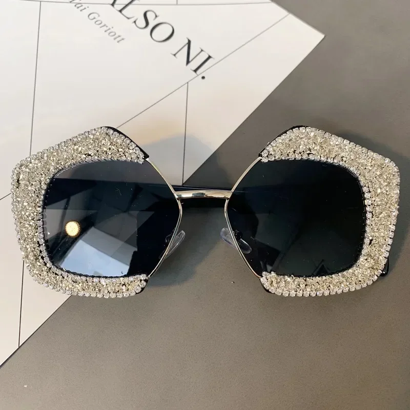 

2024 Square Baroque Sunglasses Women Crystals Sexy Girls Sun Glasses Rhinestone Ladies Shades for Party Oculos De Sol Feminino