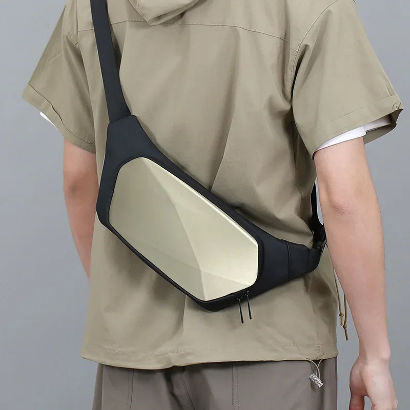 Bolso de pecho de nailon versátil 2024 de alta calidad con cremallera, color sólido, sencillo, informal, estilo suave y neutro, bandolera sencilla
