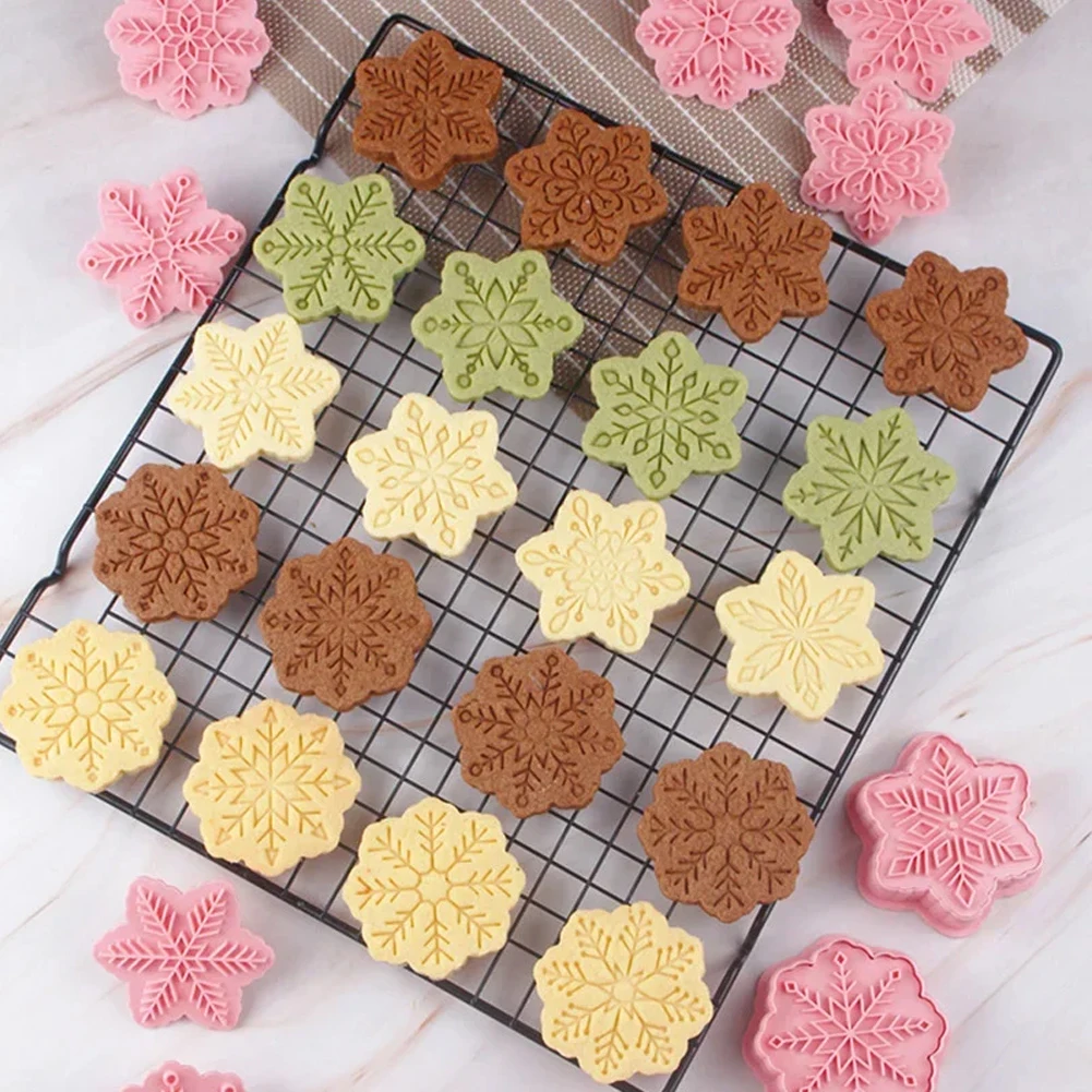 Christmas Press-On Cookie Cutter Set - 9pcs Cookie Snowflake Cutters Bakeware Cookie Tools Halloween Accessories