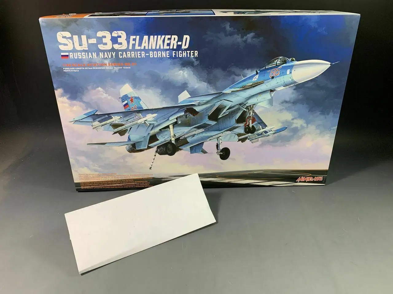 Minibase 8001 1/48 Su-33 Kit Modello Flanker- D Russian Navy Carrier-Borne Fighter Scale
