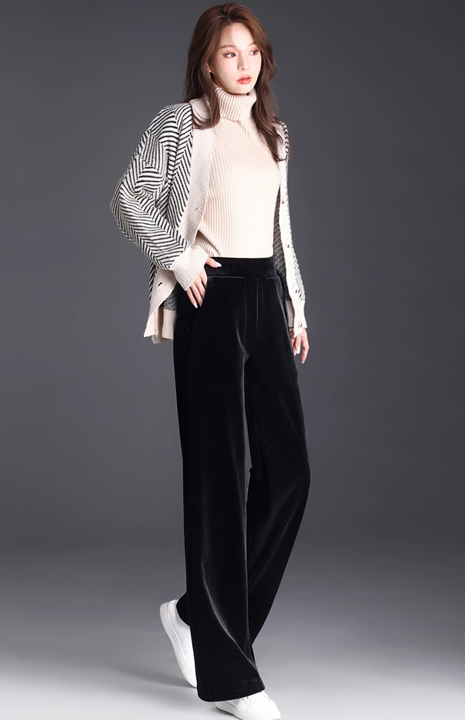 Korean style blue velvet wide leg pants for women in spring and autumn, high-end fashion, loose fit, plus size casual pants